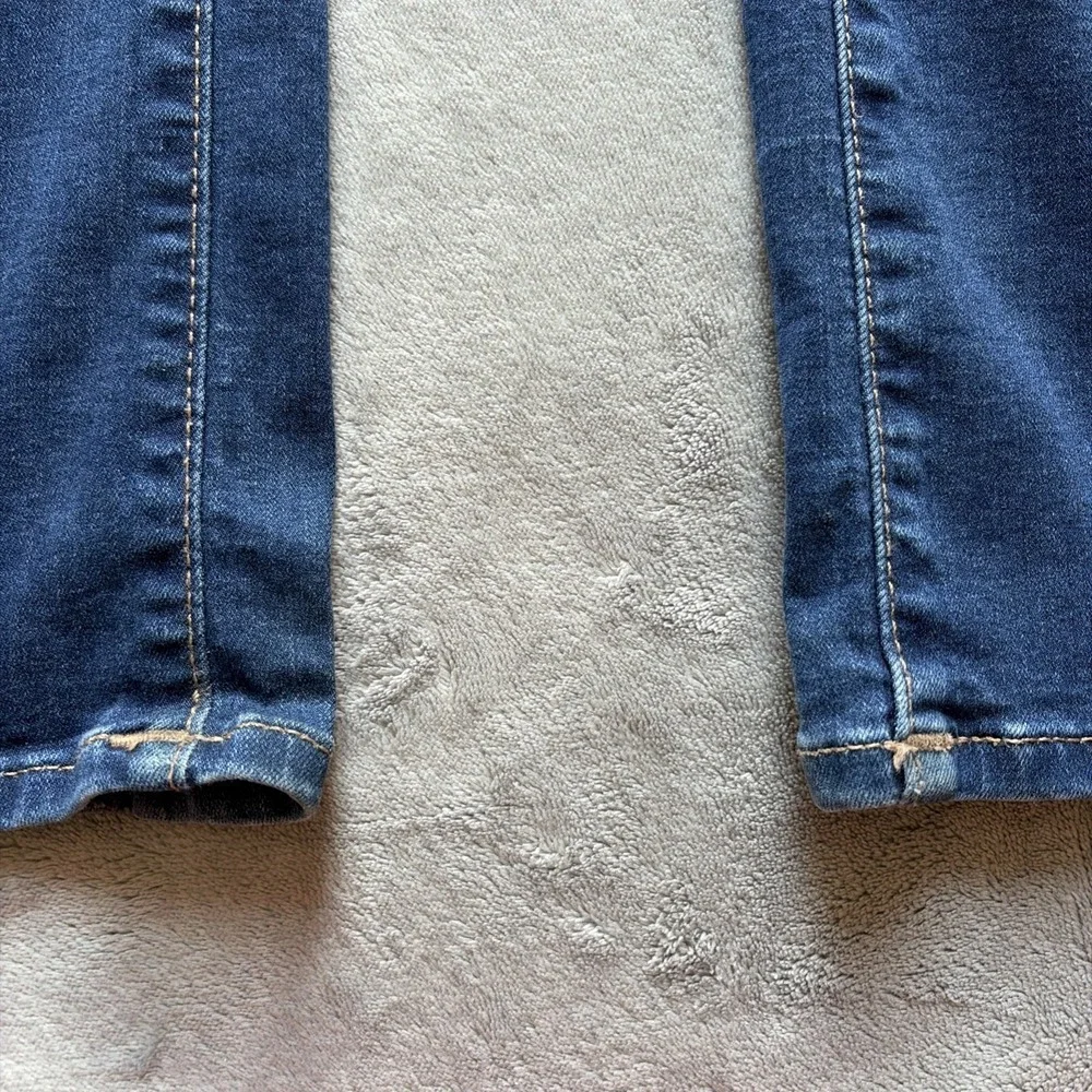 True Religion Becca Mid Rise Bootcut Jeans Women's Size 32 Blue Stretch Denim Fl